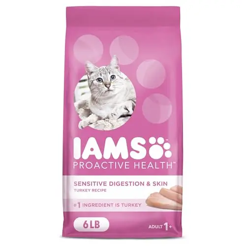 IAMS Proactive Health dry cat food for sensitive digestion and skin